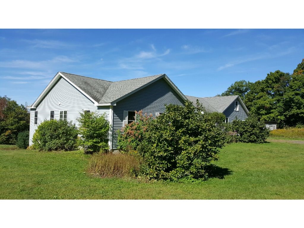 282 Horse Hill Road Roxbury, NH 03455 - Photo 4 of 21