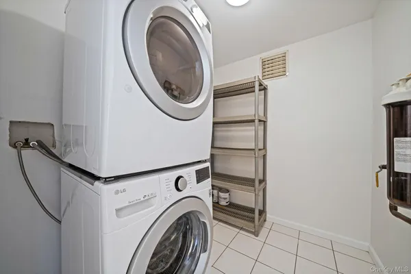 $3,750 | 272 East Harrison Street, Unit 1, Long Beach, NY 11561