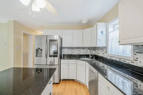 $3,750 | 272 East Harrison Street, Unit 1, Long Beach, NY 11561