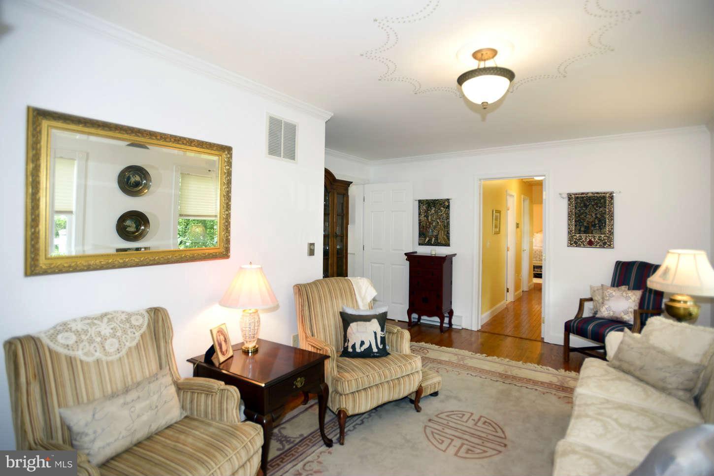 2932 Kump Station Road Taneytown, MD 21787 - Photo 3 of 20 Living Room