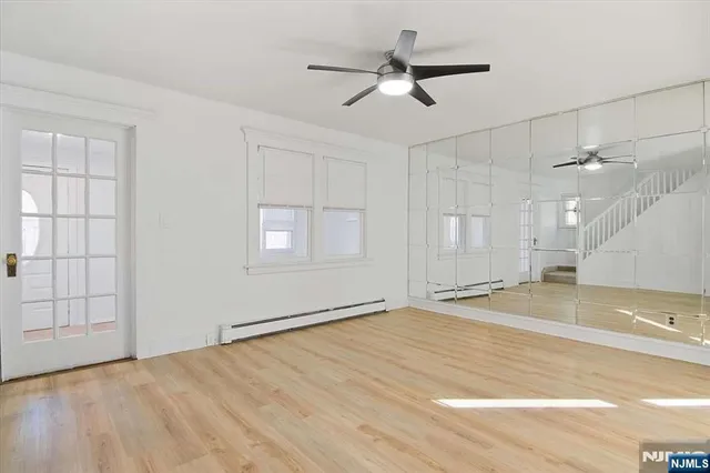 $499,999 | 112 Rutherford Avenue, Lyndhurst, NJ 07071