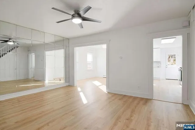 $499,999 | 112 Rutherford Avenue, Lyndhurst, NJ 07071