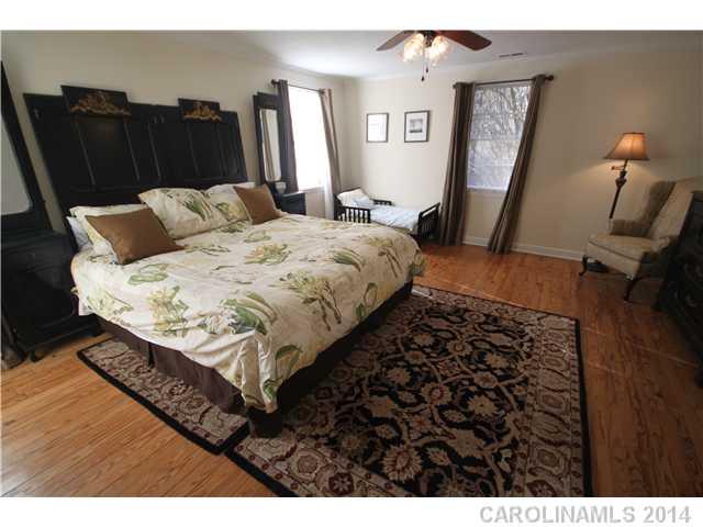 114 Riverside Drive Mount Holly, NC 28120 - Photo 5 of 11 Gallery Image 5