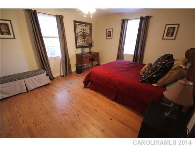 114 Riverside Drive Mount Holly, NC 28120 - Photo 7 of 11 Gallery Image 7