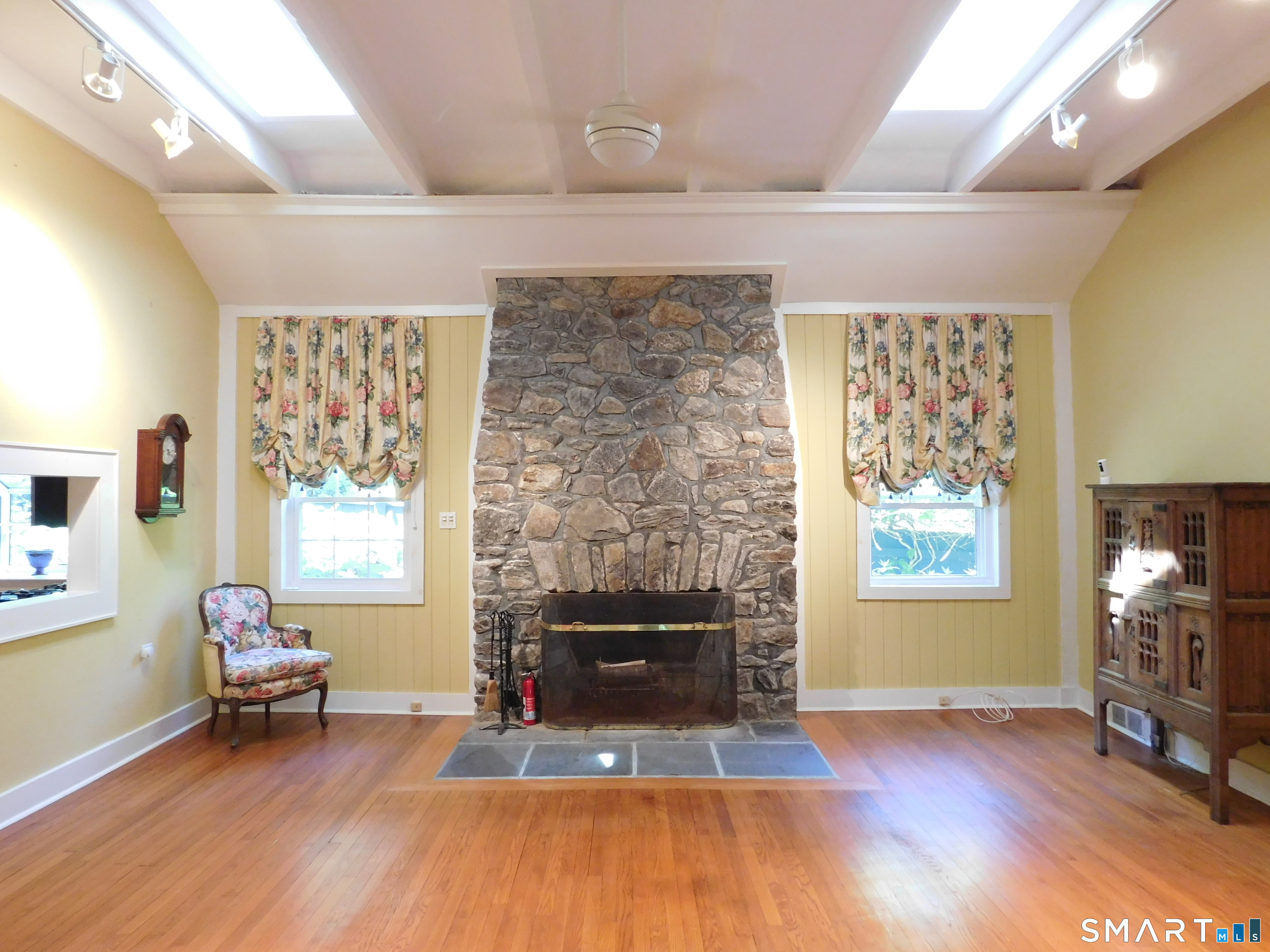 151 Great Quarter Road Newtown, CT 06482 - Photo 14 of 40