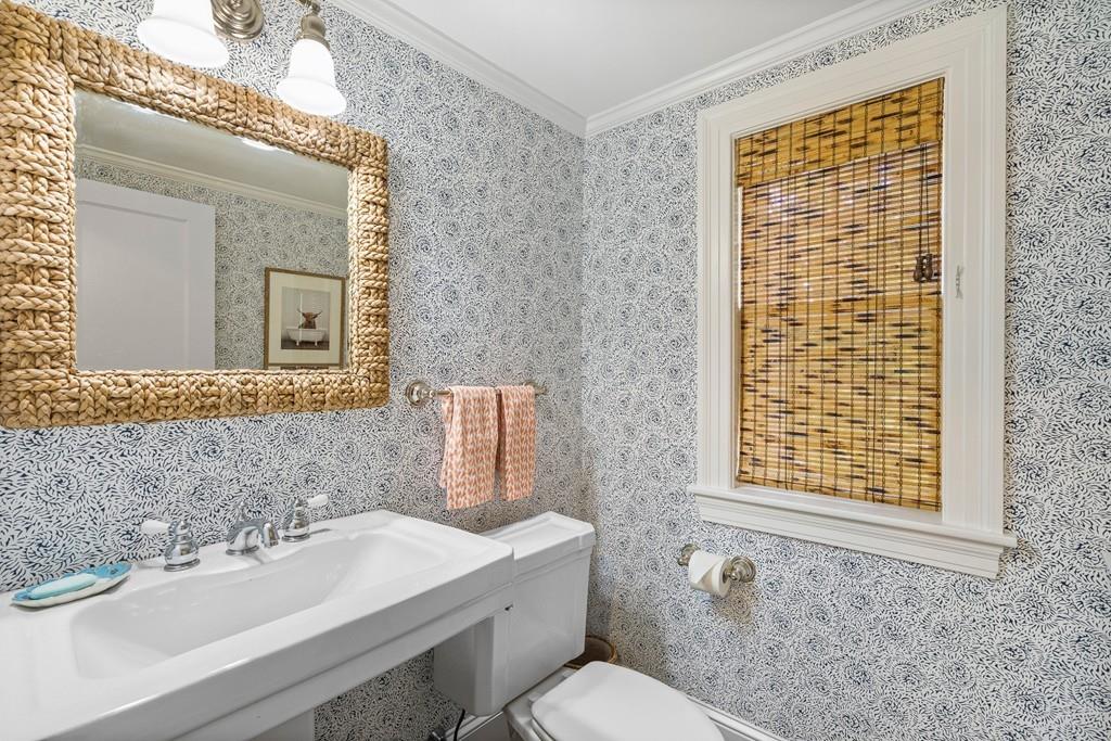 689 Boston Post Road Weston, MA 02493 - Photo 13 of 29