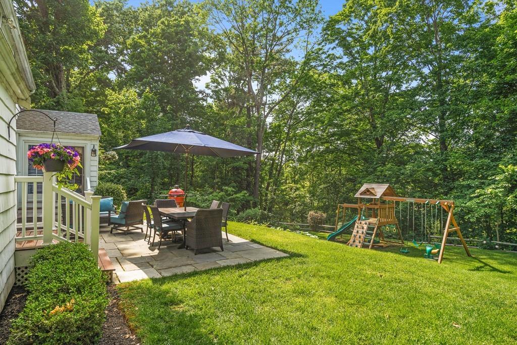 689 Boston Post Road Weston, MA 02493 - Photo 24 of 29