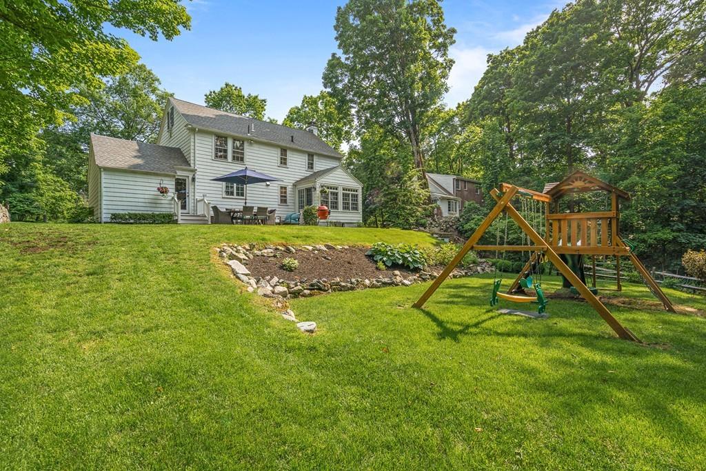 689 Boston Post Road Weston, MA 02493 - Photo 25 of 29