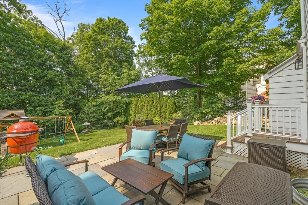 689 Boston Post Road Weston, MA 02493 - Photo 27 of 29