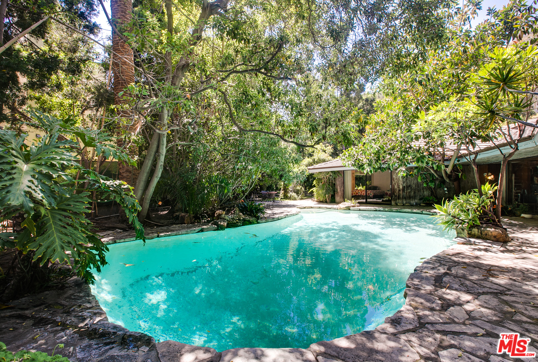 10606 Chalon Road Los Angeles, CA 90077 - Photo 2 of 34