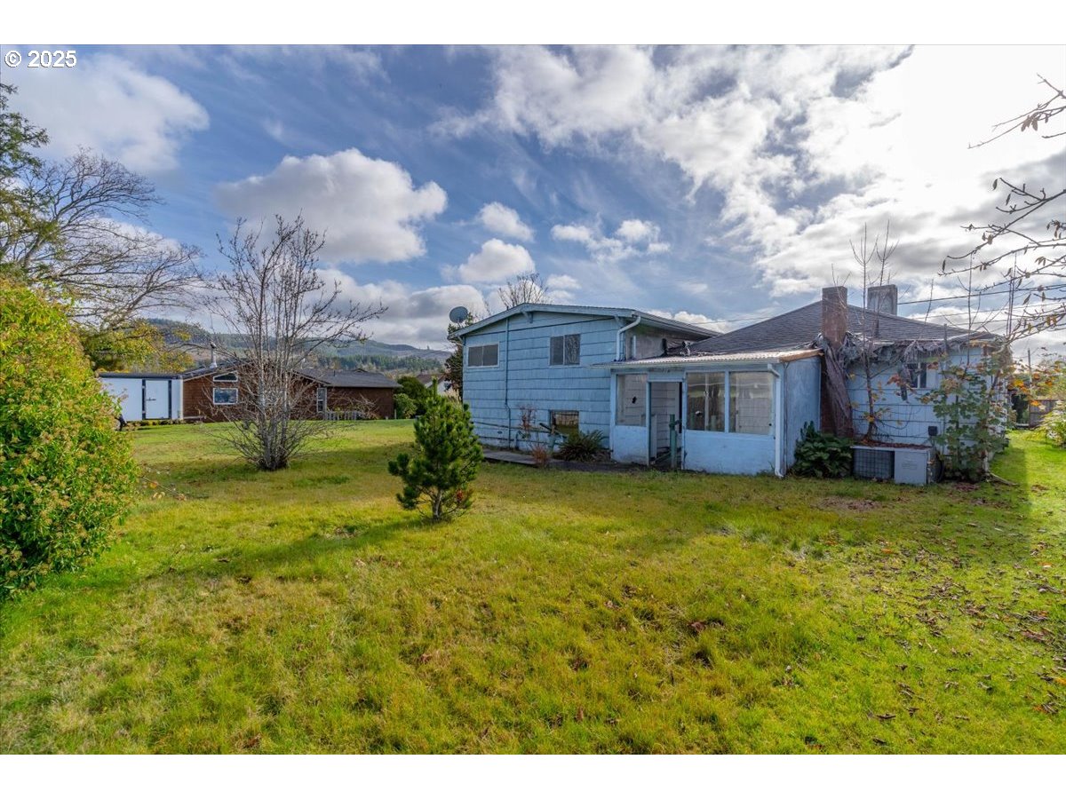 1110 6th Avenue Seaside, OR 97138 - Photo 44 of 48
