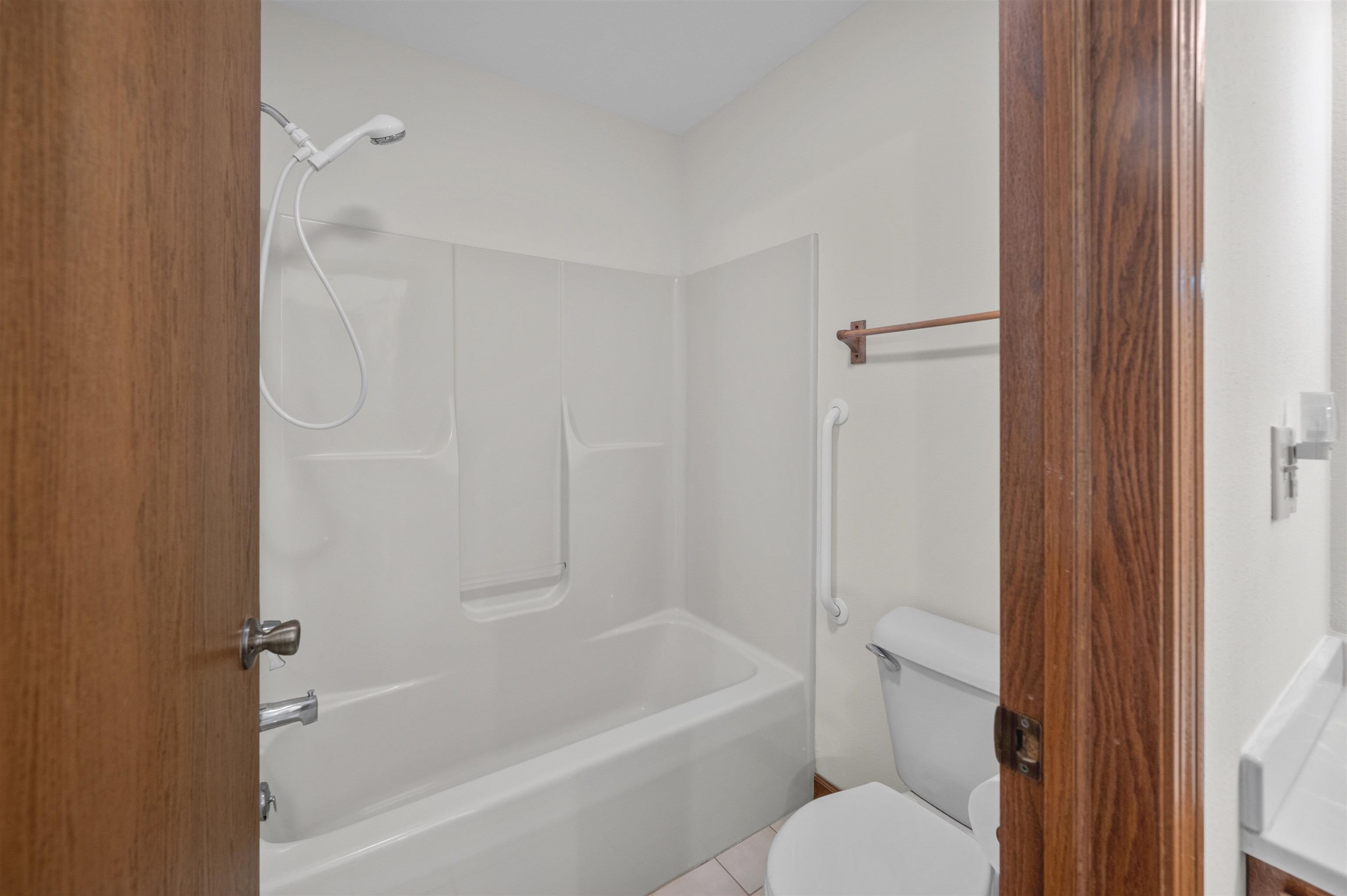 N4524 Wolff Road Cambridge, WI 53523 - Photo 20 of 27 Gallery Image 20
