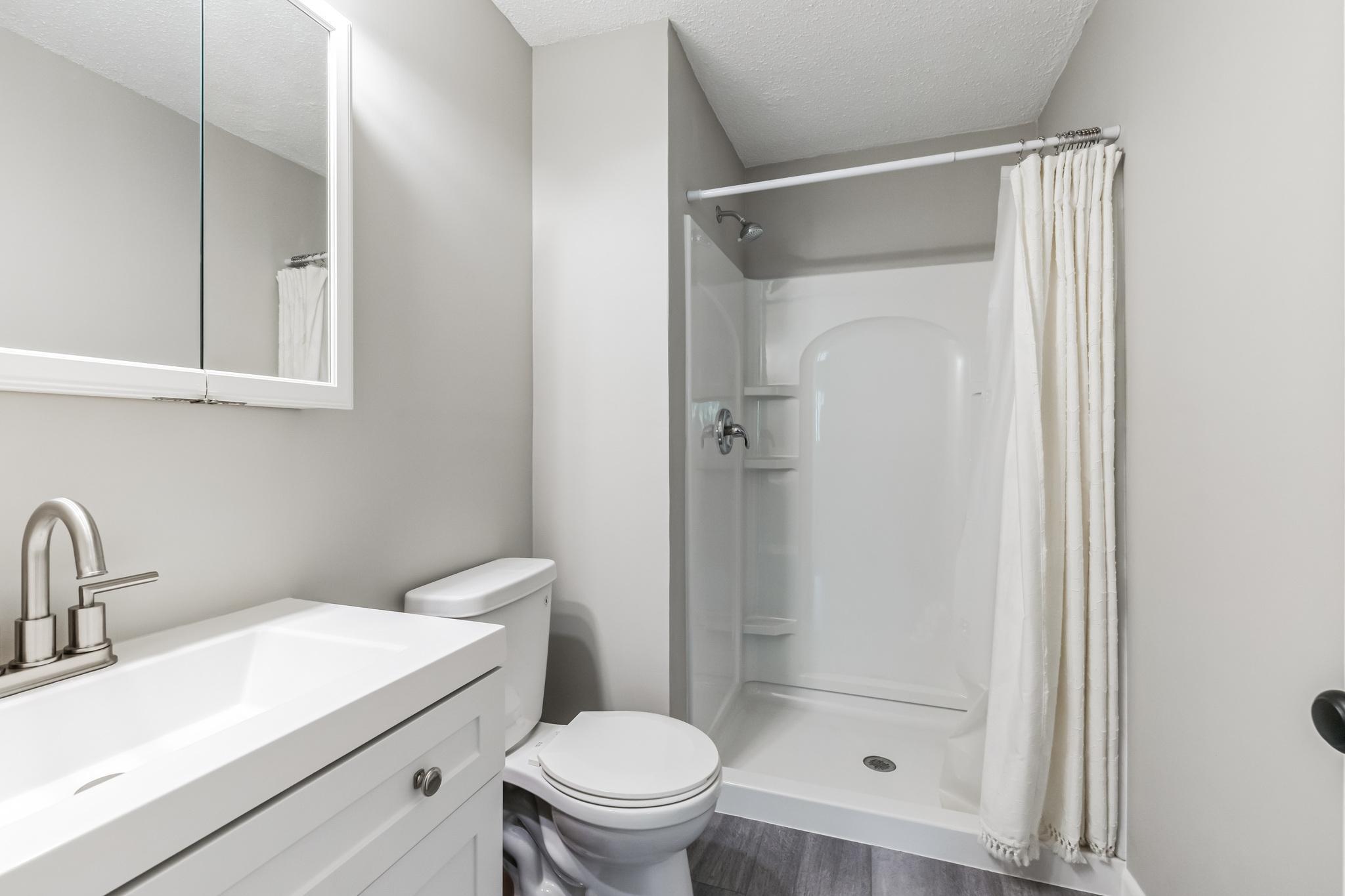9505 Club House Road Eden Prairie, MN 55347 - Photo 10 of 17 Gallery Image 10