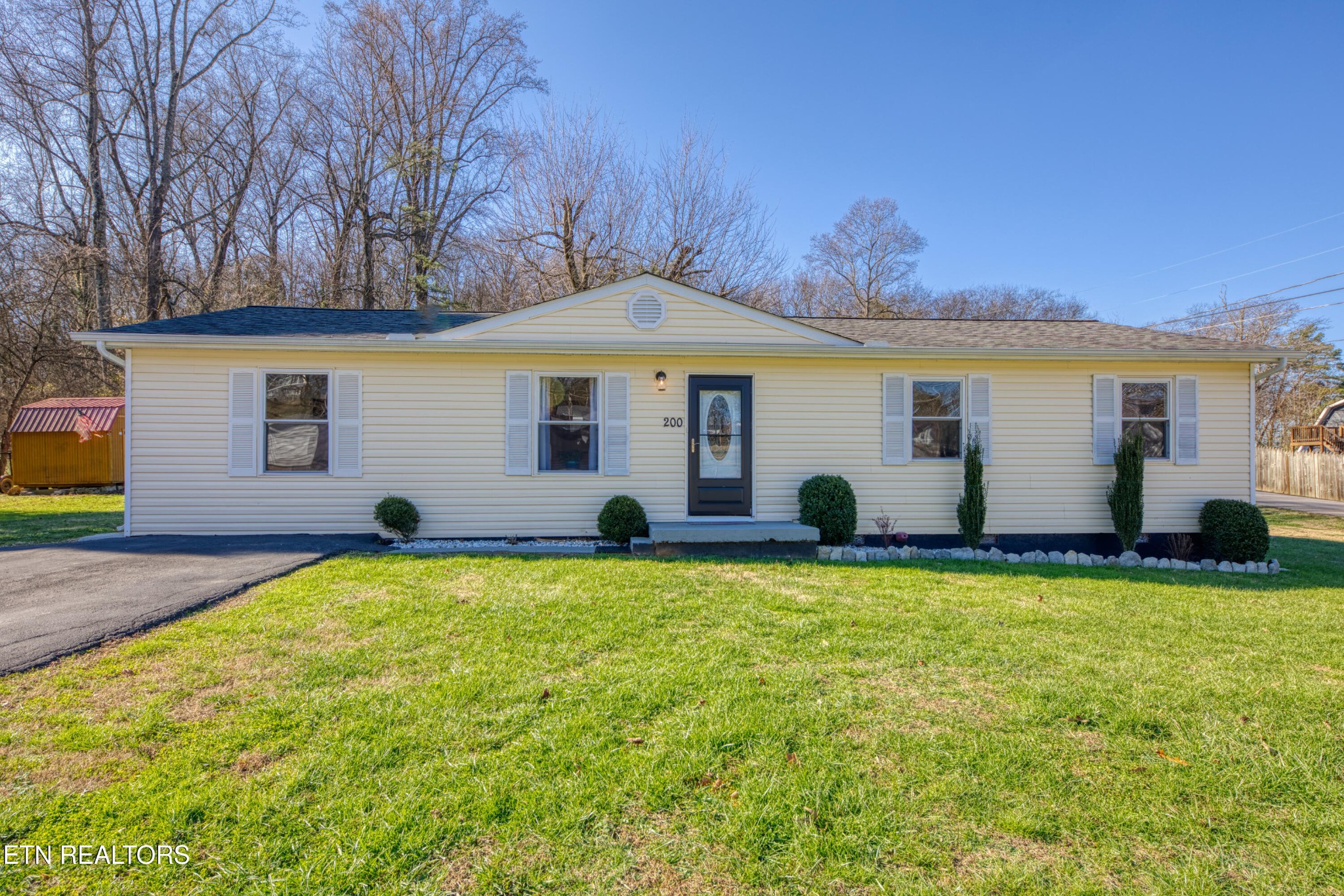 200 Cox Road Loudon, TN 37774 - Photo 1 of 24 Gallery Image 1