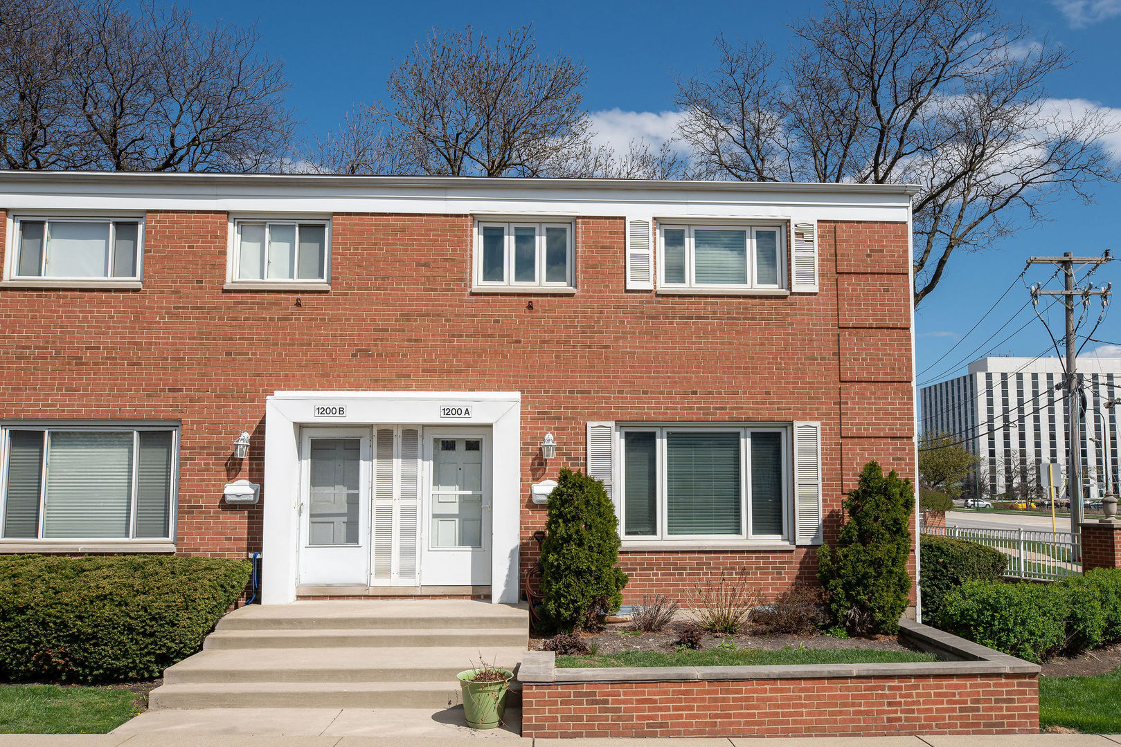 1200 Higgins Road, Unit A Park Ridge, IL 60068 - Photo 1 of 17