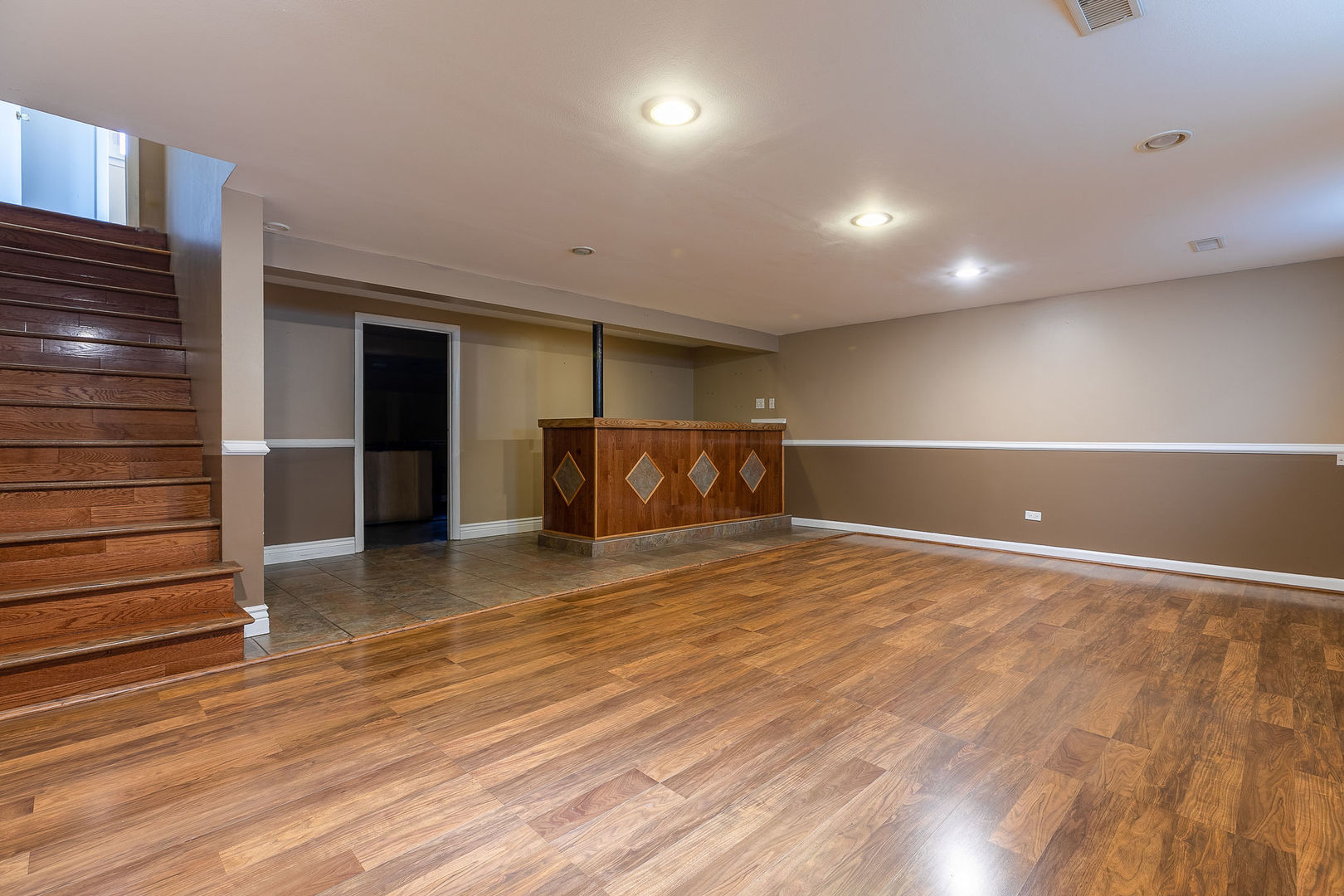 1200 Higgins Road, Unit A Park Ridge, IL 60068 - Photo 14 of 17
