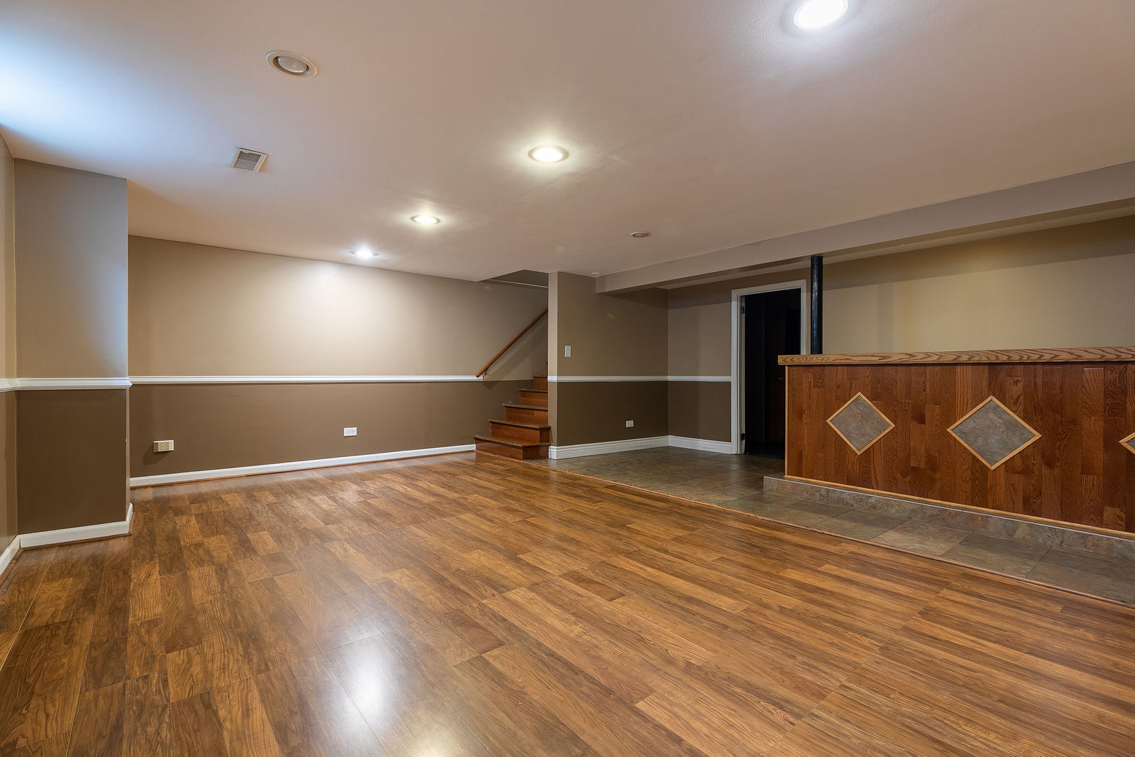 1200 Higgins Road, Unit A Park Ridge, IL 60068 - Photo 15 of 17