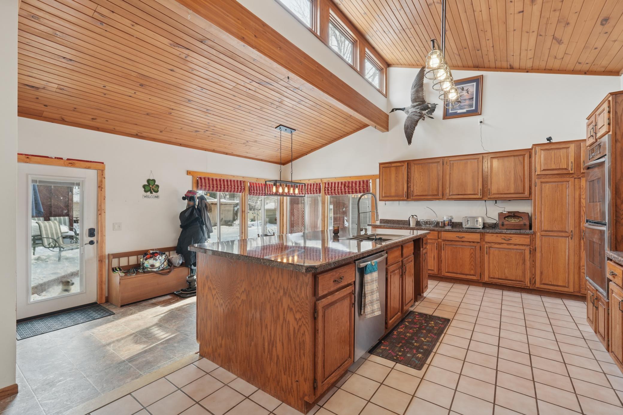 202 West Warren Street Roberts, WI 54023 - Photo 3 of 12