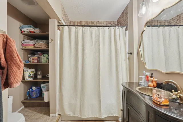 $324,900 | 202 West Warren Street, Roberts, WI 54023