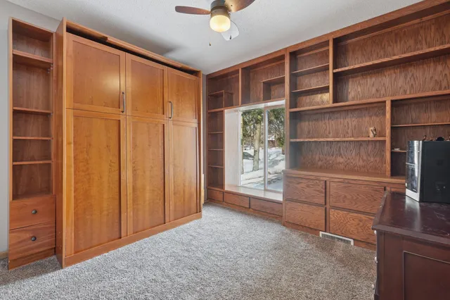 $324,900 | 202 West Warren Street, Roberts, WI 54023