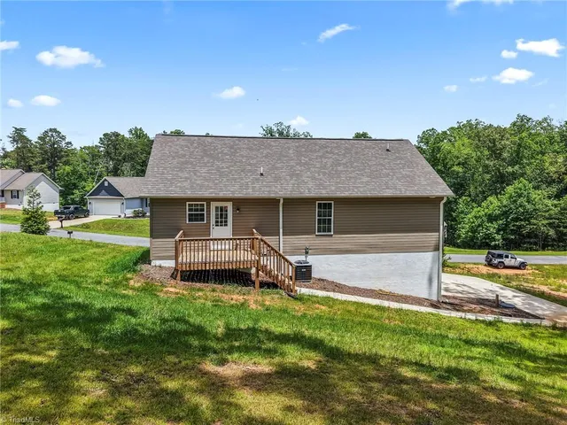$276,900 | 836 Falling Creek Court, Rural Hall, NC 27045