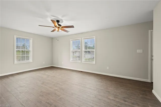 $276,900 | 836 Falling Creek Court, Rural Hall, NC 27045