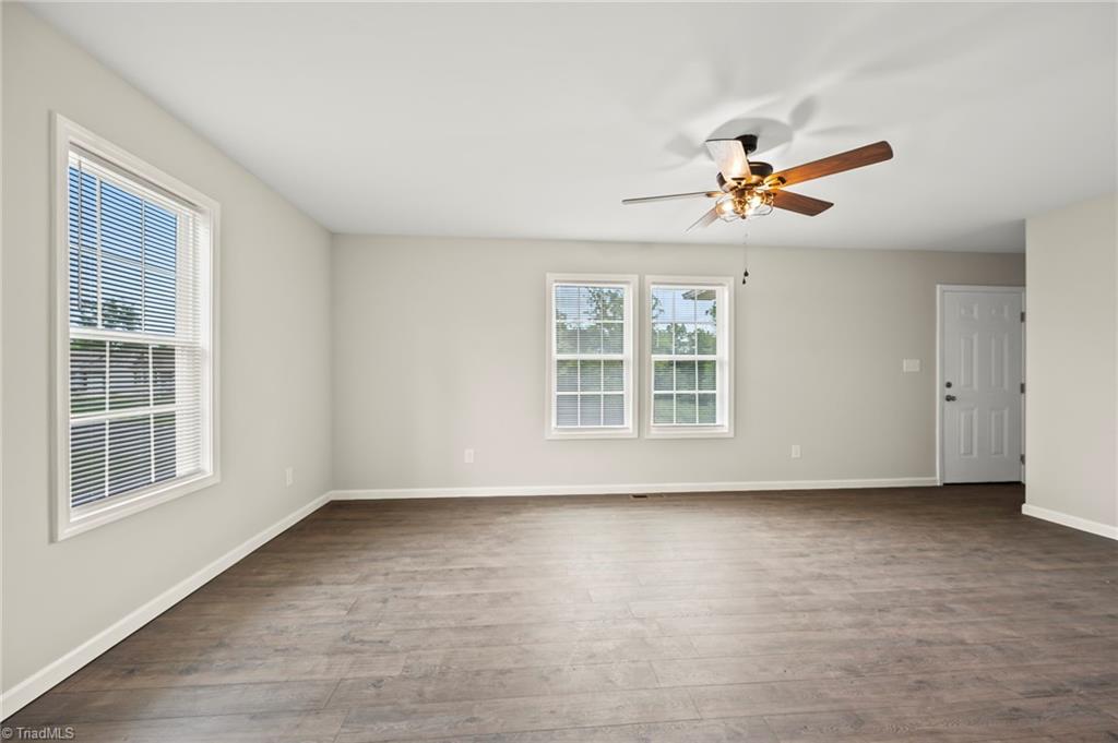 836 Falling Creek Court Rural Hall, NC 27045 - Photo 8 of 32