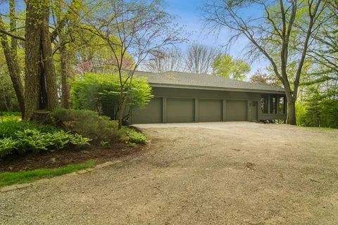 $750,000 | 6734 Estate Lane, Long Grove, IL 60047