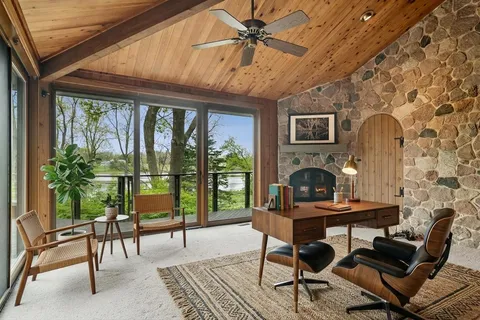 $750,000 | 6734 Estate Lane, Long Grove, IL 60047