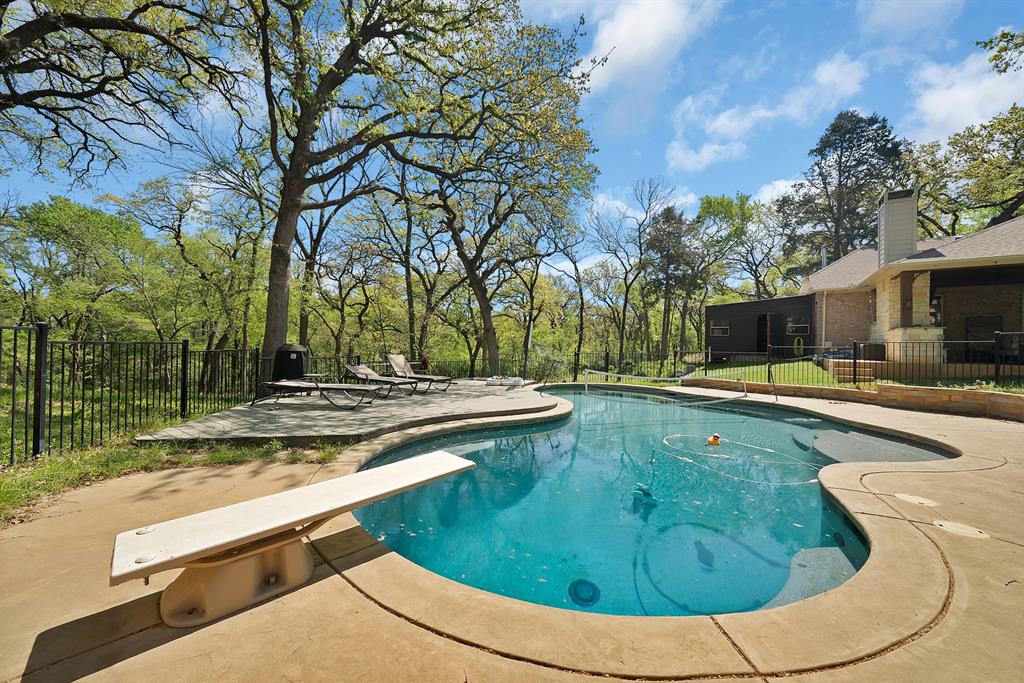 621 Diamond Point Drive Oak Point, TX 75068 - Photo 35 of 40 a view of swimming pool