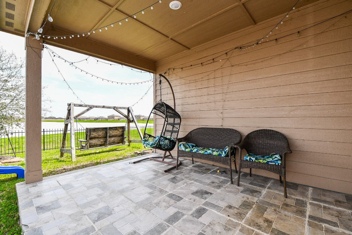 9803 Garnet Grove Drive Rosharon, TX 77583 - Photo 27 of 34