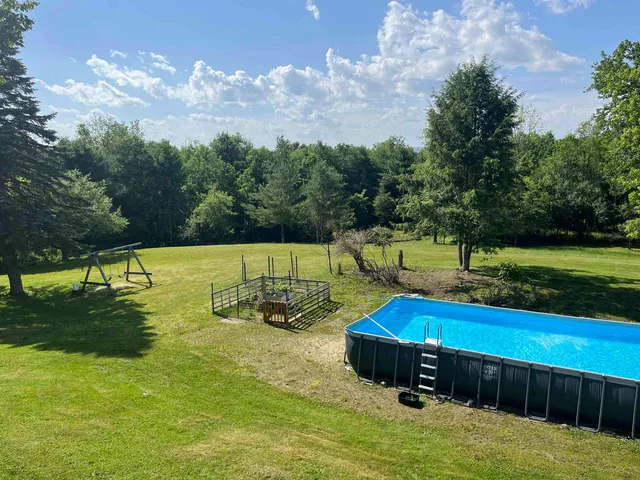 $449,500 | 114 Monument Hill Road, Springfield, VT 05156