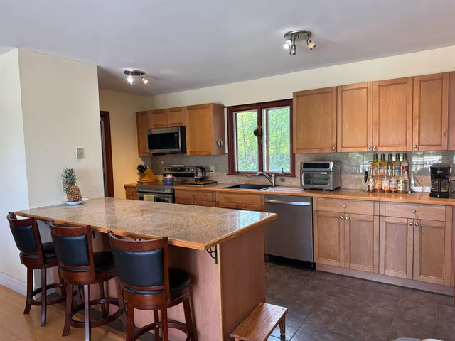 $449,500 | 114 Monument Hill Road, Springfield, VT 05156