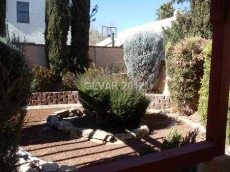 377 Rushing Creek Court Henderson, NV 89014 - Photo 21 of 25 Yard/Garden.