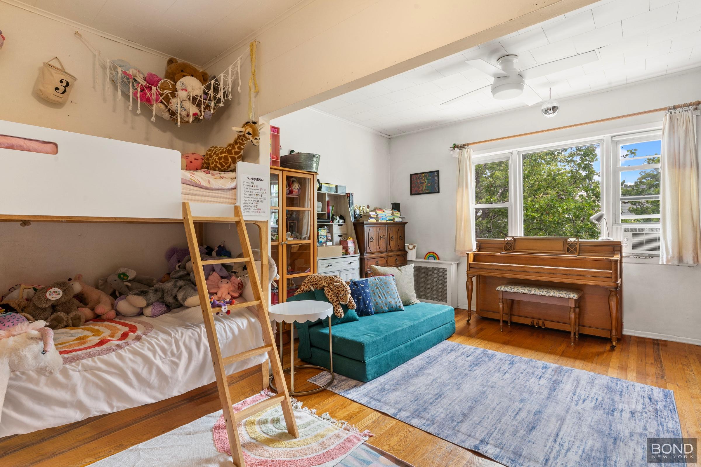 216 Monitor Street Brooklyn, NY 11222 - Photo 8 of 11 Photo 8
