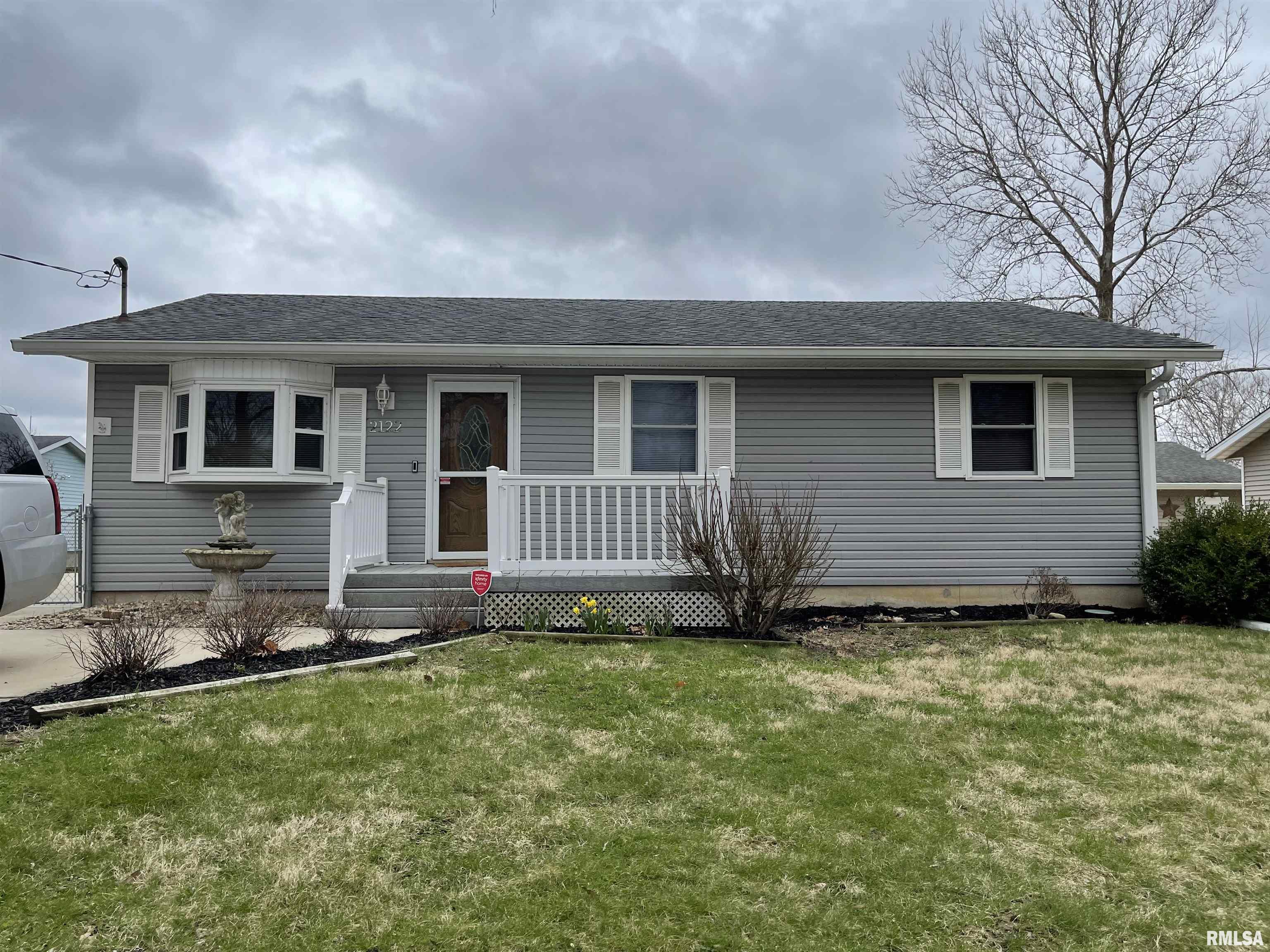 2122 Catalina Lane Springfield, IL 62702 - Photo 1 of 3 Gallery Image 1
