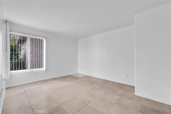 $3,750 | 1240 Visconti Drive, Colton, CA 92324