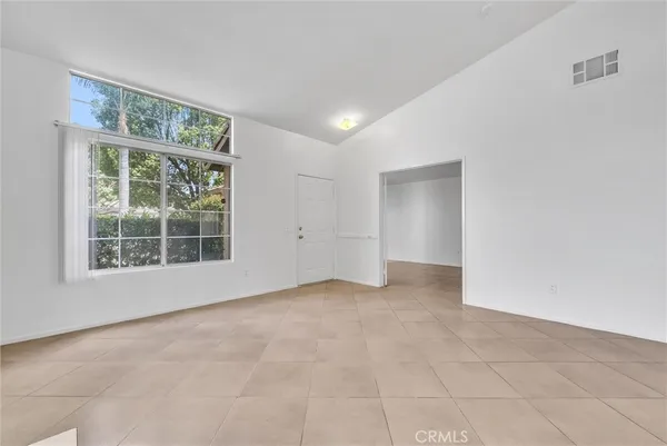 $3,750 | 1240 Visconti Drive, Colton, CA 92324