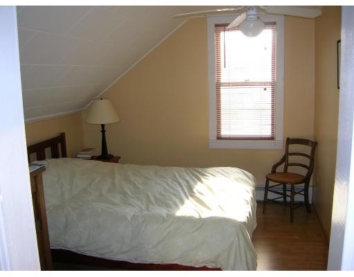 164 Turkey Hill Road Northampton, MA 01062 - Photo 3 of 9 Gallery Image 3