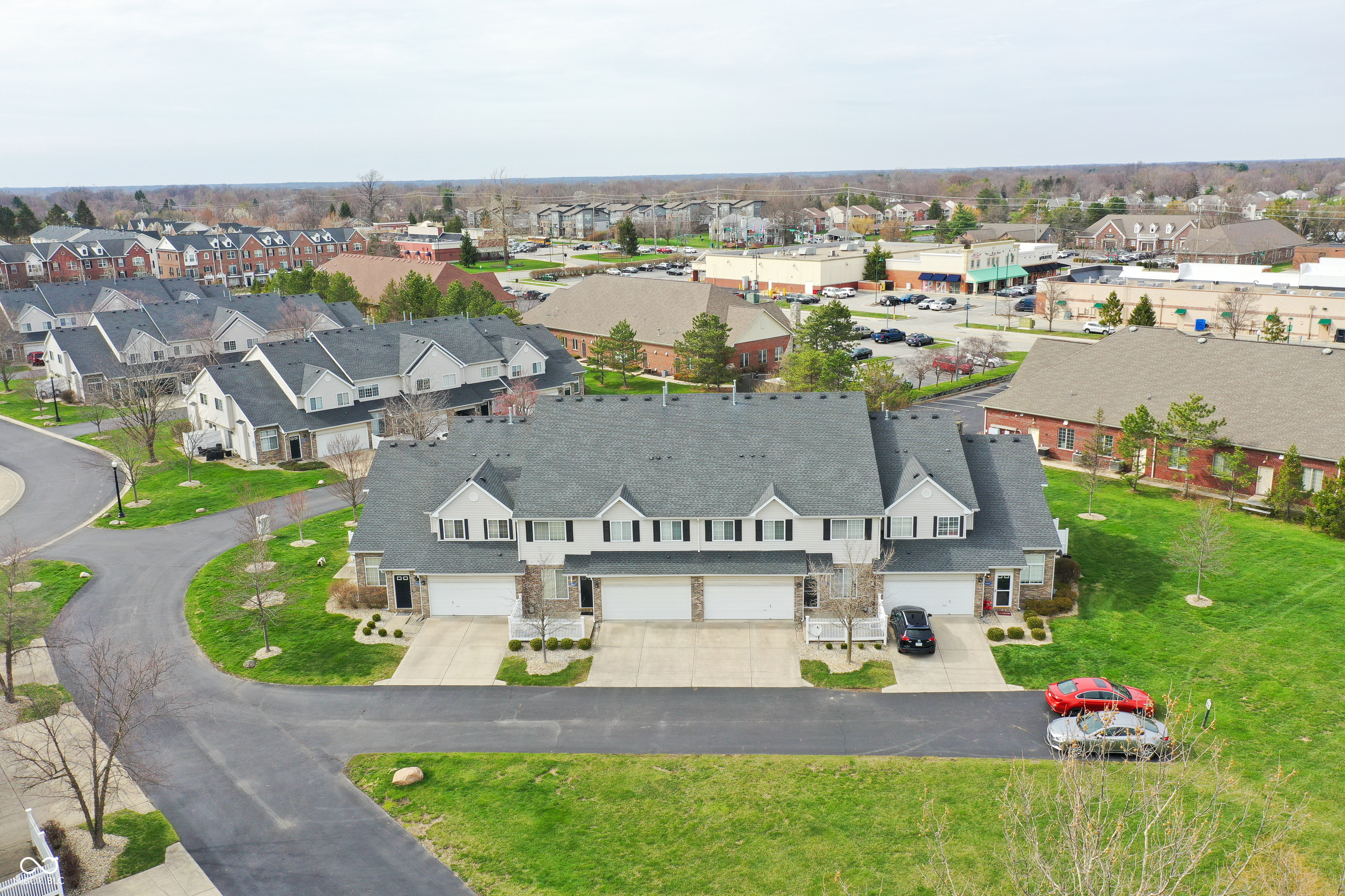 8532 Enclave Boulevard Fishers, IN 46038 - Photo 11 of 33