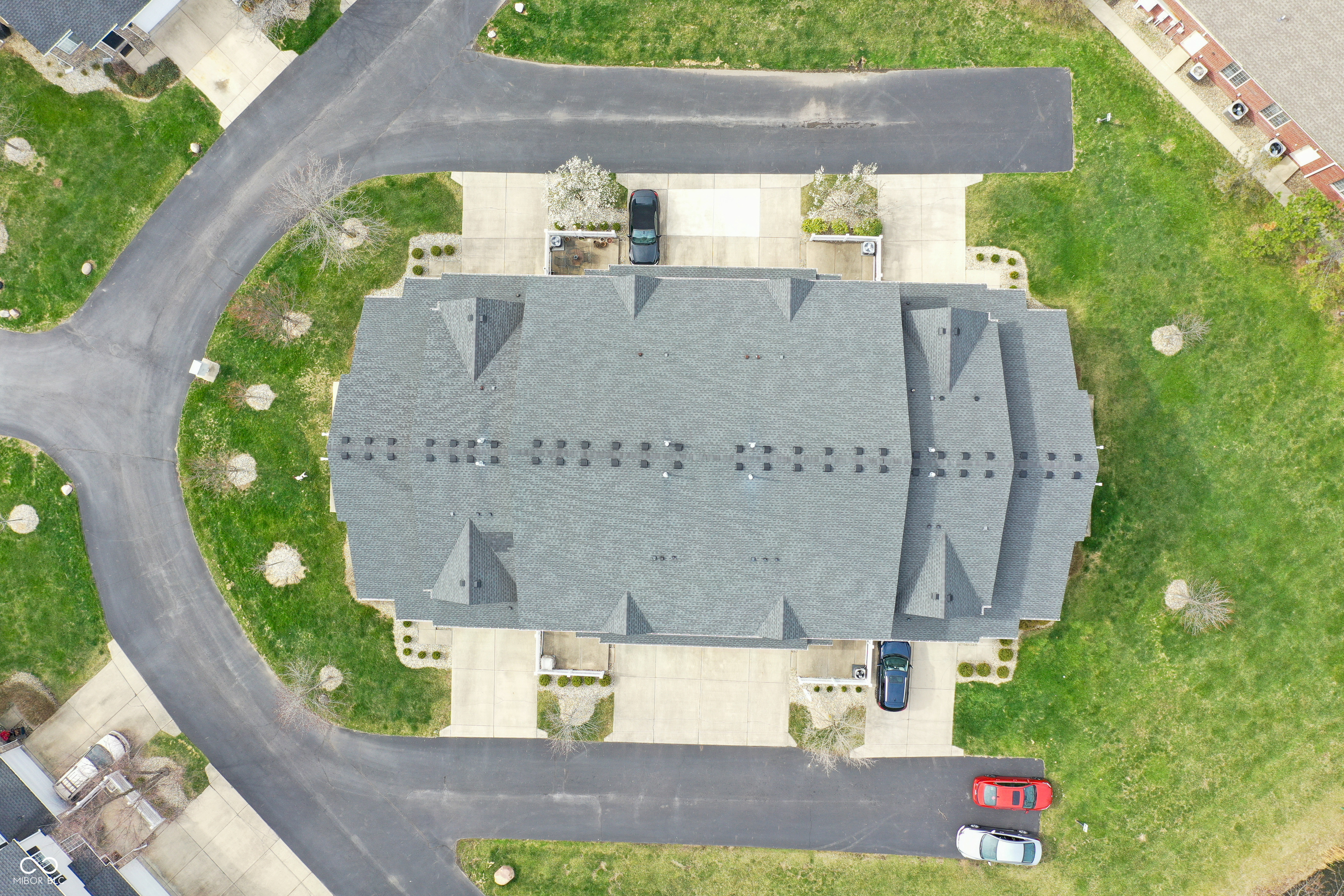 8532 Enclave Boulevard Fishers, IN 46038 - Photo 13 of 33