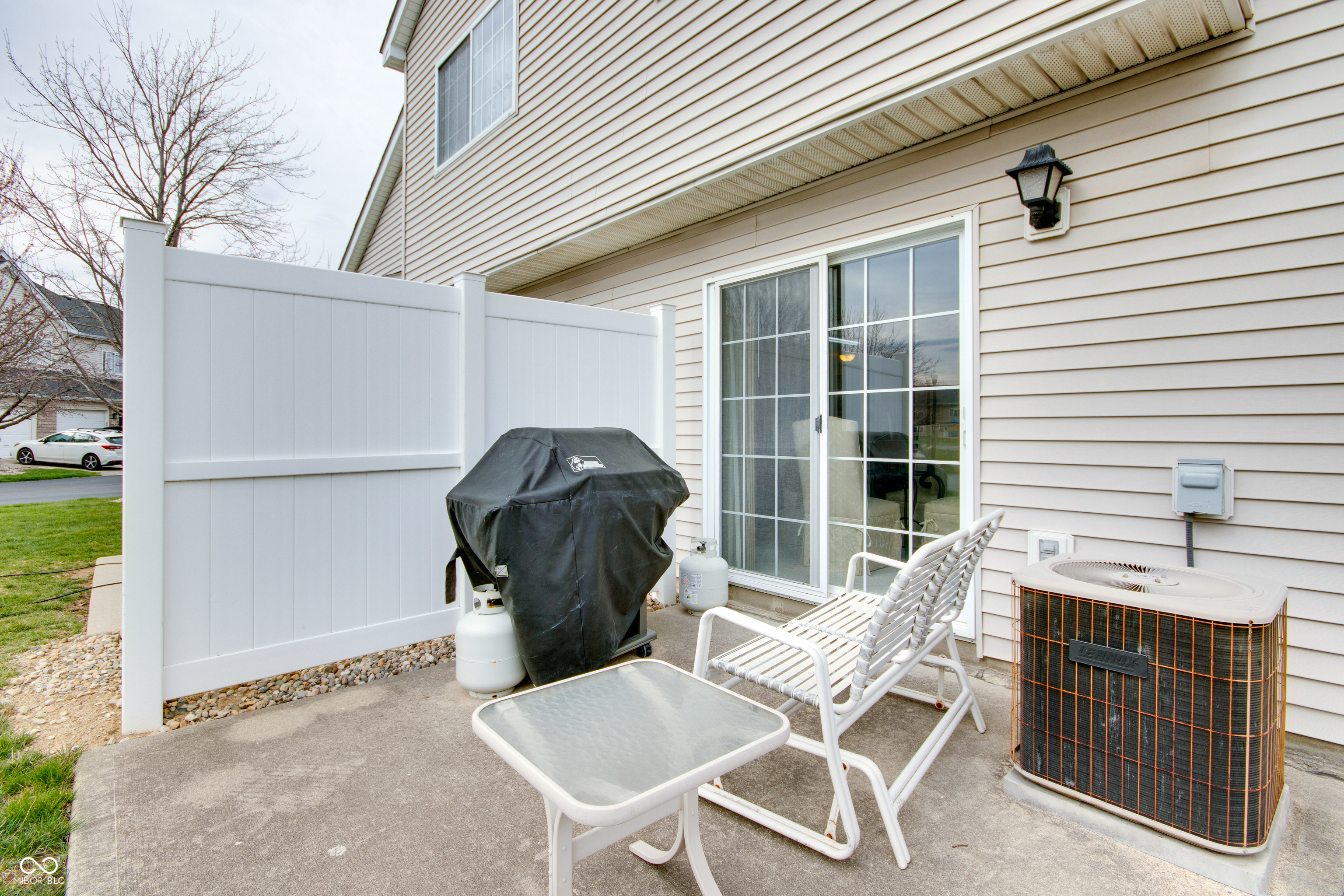 8532 Enclave Boulevard Fishers, IN 46038 - Photo 14 of 33