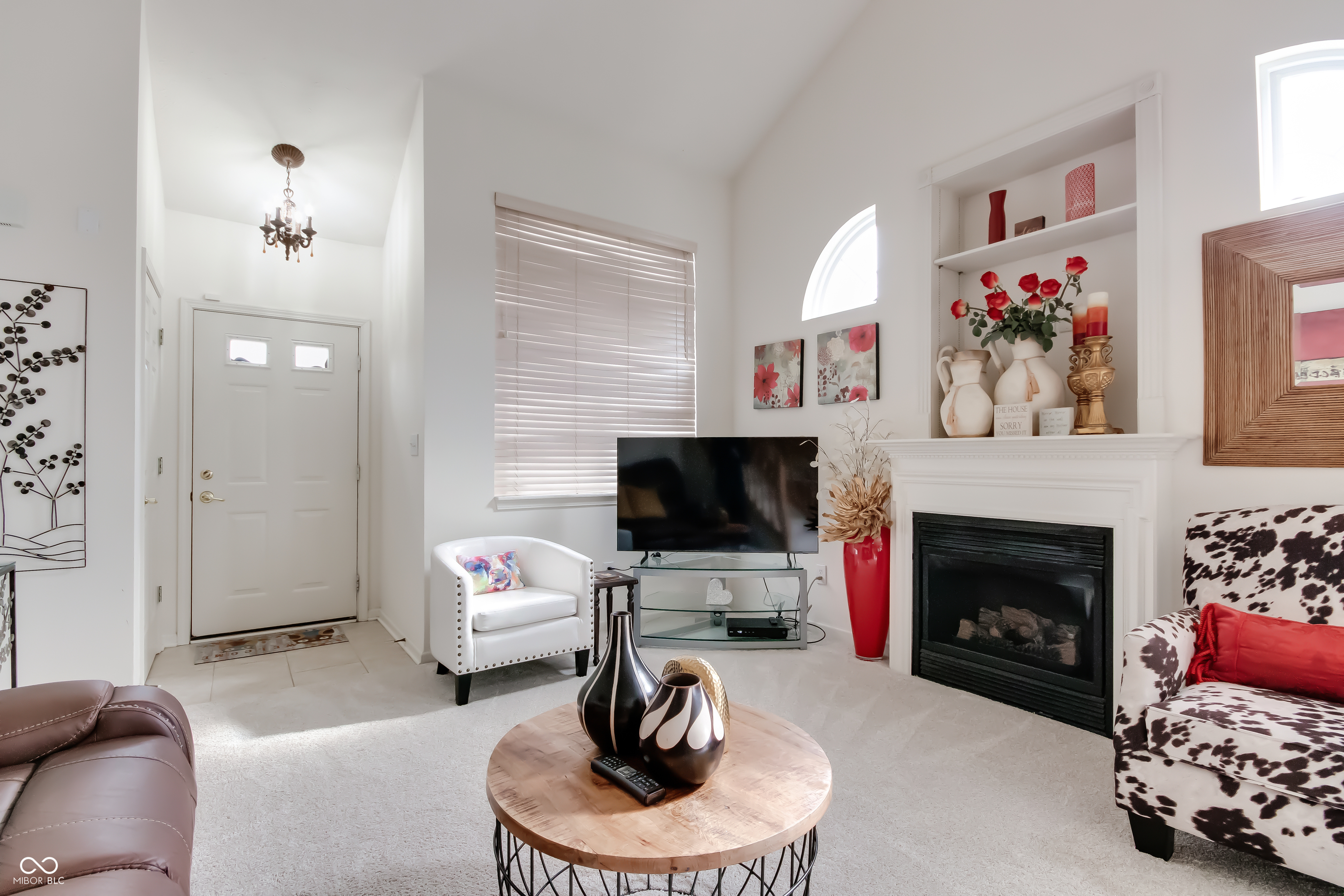 8532 Enclave Boulevard Fishers, IN 46038 - Photo 17 of 33