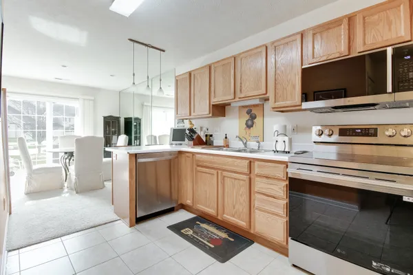 $245,000 | 8532 Enclave Boulevard, Fishers, IN 46038