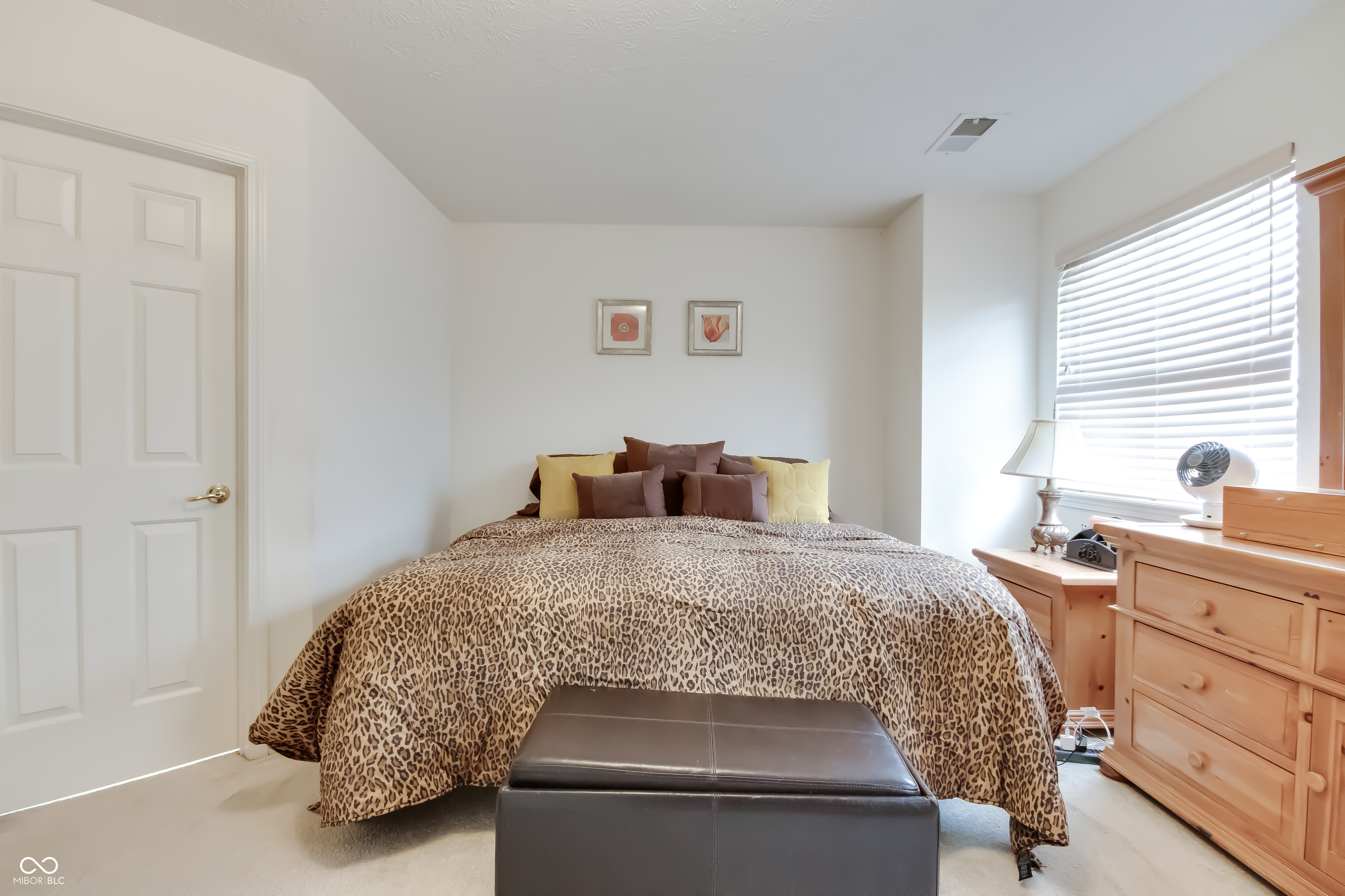 8532 Enclave Boulevard Fishers, IN 46038 - Photo 27 of 33