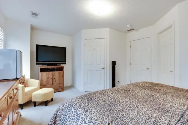 $245,000 | 8532 Enclave Boulevard, Fishers, IN 46038