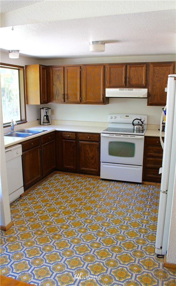 111 Deer Road Quilcene, WA 98376 - Photo 2 of 18 Gallery Image 2