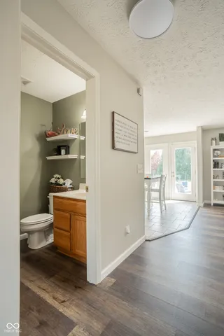 $389,900 | 6933 Knollcrest Way, Pendleton, IN 46064