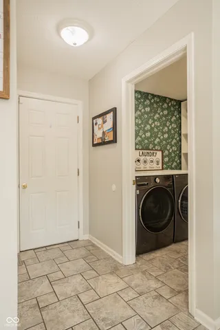 $389,900 | 6933 Knollcrest Way, Pendleton, IN 46064