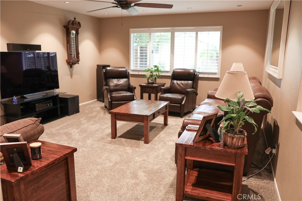 1287 Rodeo Court Upland, CA 91786 - Photo 4 of 47
